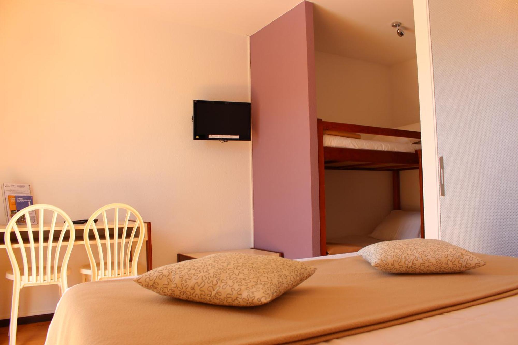 Hotel Les Gabarres Tour-de-Faure Δωμάτιο φωτογραφία