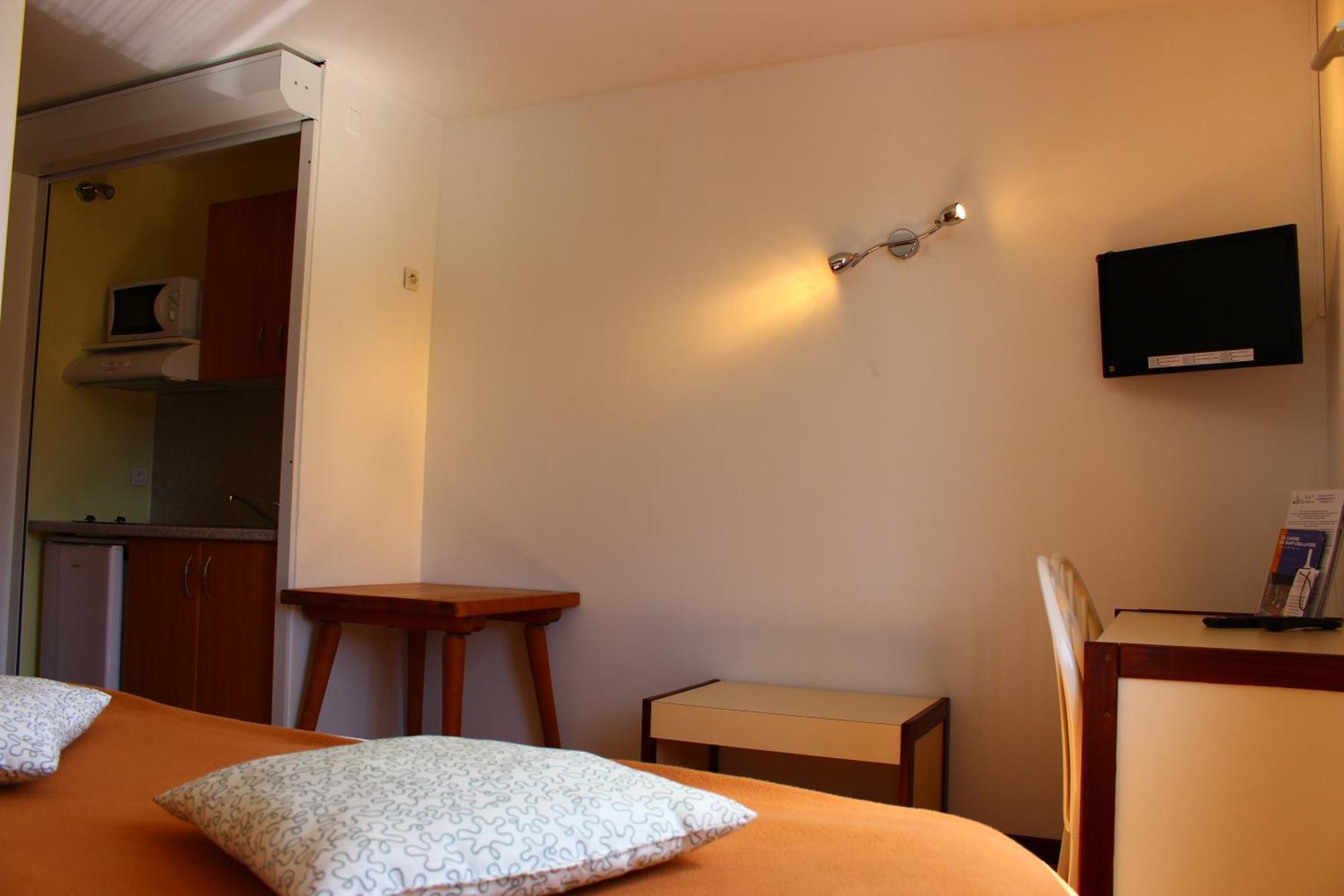Hotel Les Gabarres Tour-de-Faure Δωμάτιο φωτογραφία